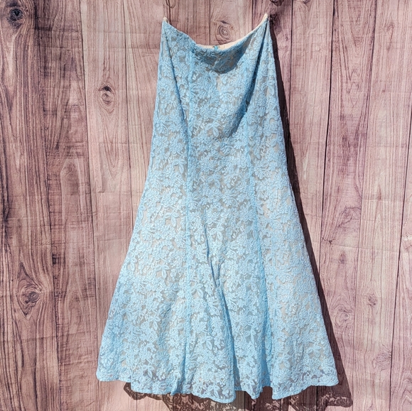 Jasz Couture Baby Blue Lace 2-Piece Halter Gown, Sz 12 - Picture 3 of 9